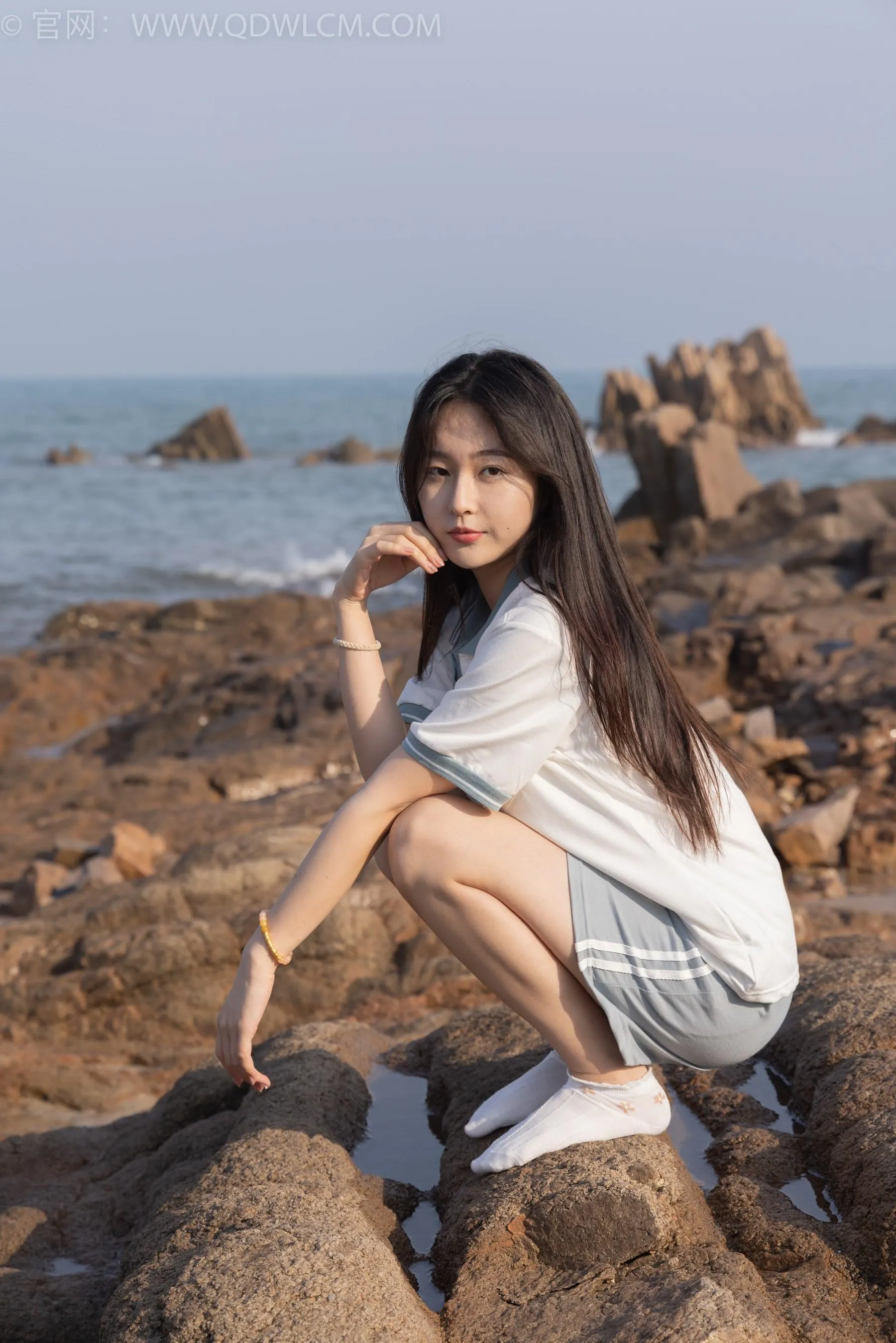 物恋传媒 NO.1567 美兔-海边的风 [151P]插图9